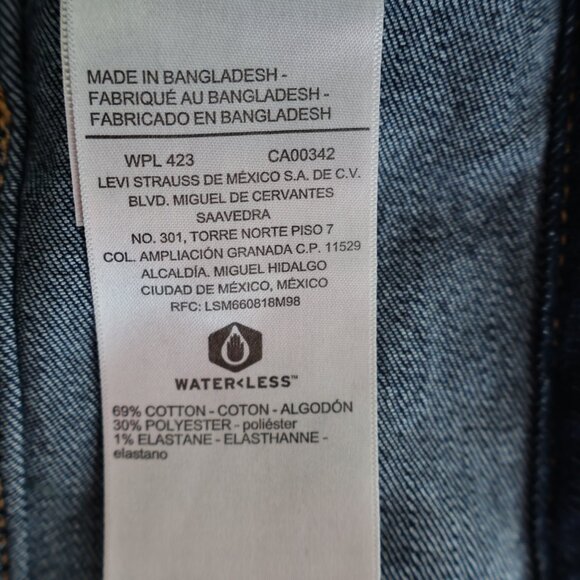 Blue Jean Jacket - Trucker Jacket - Levi Signature - Size M - Picture 9 of 11